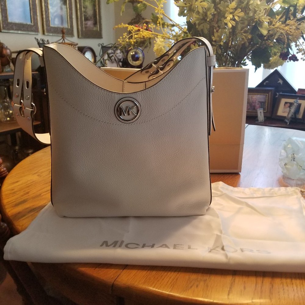 Michael Kors White Purse adjustable strap